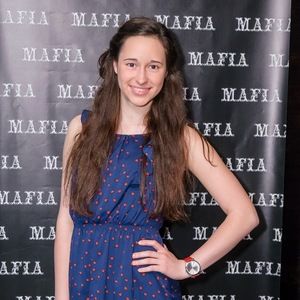 Meet your Posher, Olena